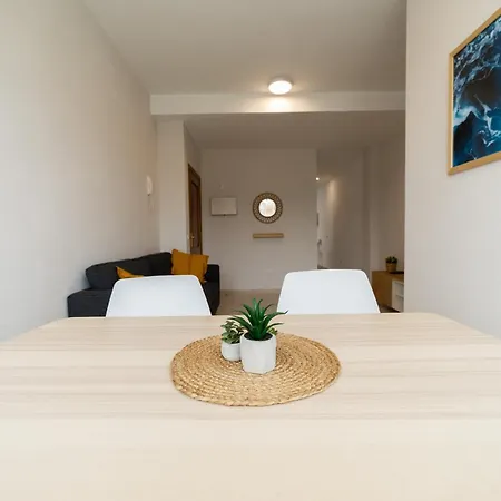 Coconout Canteras Just A 5-minute Stroll Away