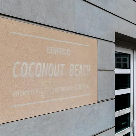 Coconout Canteras Just A 5-minute Stroll Away Las Palmas de Gran Canaria